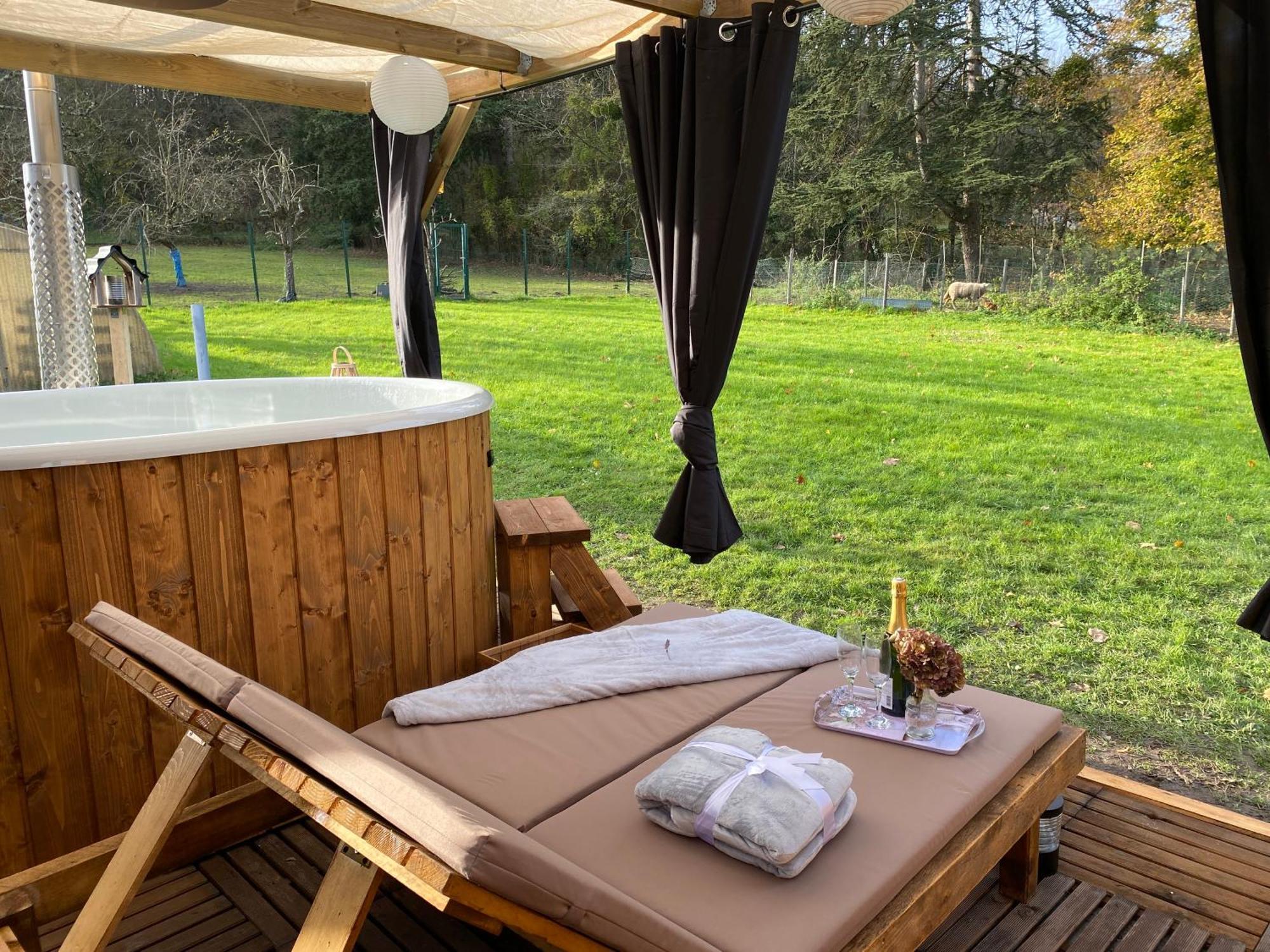 Les Mariniers Chambres D'Hotes -Guest House - Bain Nordique En Option Mareuil-sur-Cher 외부 사진